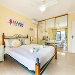 펜션 Thai By Algarve Vacation 알부페이라
