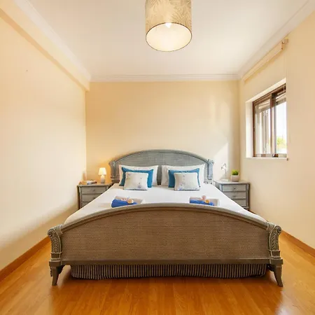 Thai By Algarve Vacation * Albufeira