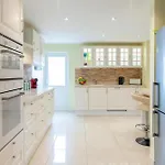 بيت للعطل Villa Thai - Com Bbq E Piscina Aquecivel Em Albufeira البوفيرا
