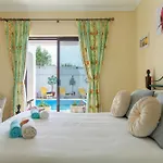 Villa Thai - Com Bbq E Piscina Aquecivel Em Albufeira بيت للعطل *