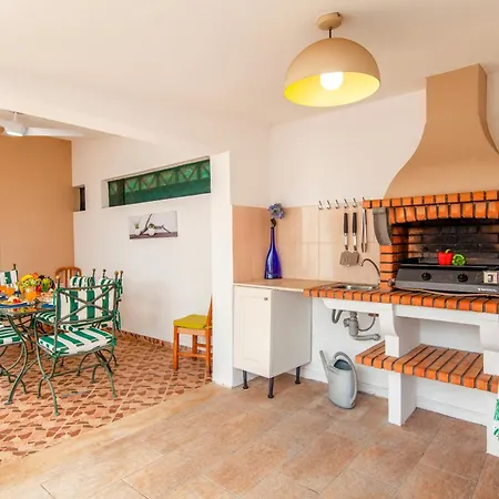 Thai By Algarve Vacation Αλμπουφέιρα