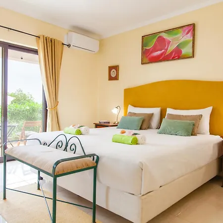 別荘 Thai By Algarve Vacation